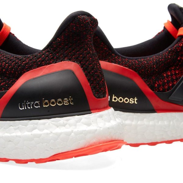 Adidas Ultra Boost, ADIDAS ULTRA BOOST M Core Black & Solar Red