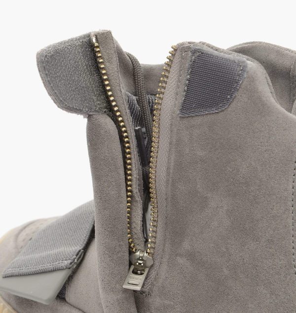 Yeezy 750, Adidas Originals Yeezy 750 Boost Light Grey-Gum