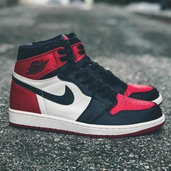 Jordan 1, Air Jordan 1 Retro High OG GS "Bred Toe"