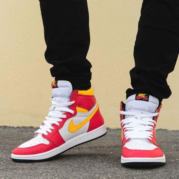 Jordan 1, Air Jordan 1 Retro High OG 'Light Fusion Red'