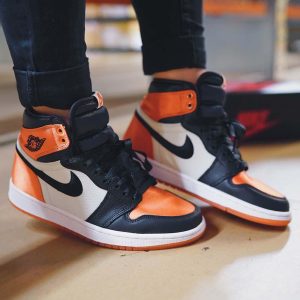 Jordan 1, Air Jordan 1 WMNS Satin 'Shattered Backboard' Orange Black