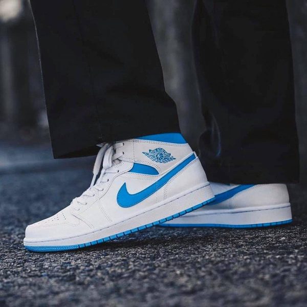 Jordan 1, Air Jordan 1 Wmns Mid 'UNC' White Carolina Blue