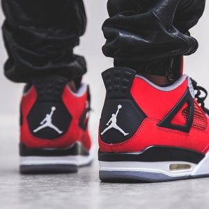 Jordan 4, Air Jordan 4 Retro 'Toro Bravo'