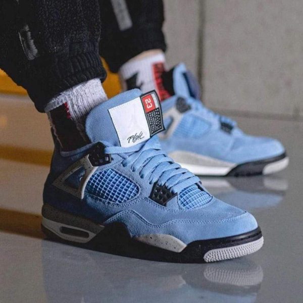 Jordan 4, Air Jordan 4 Retro 'University Blue'