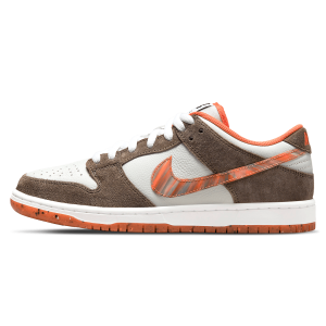 Nike Dunk Trainers, Nike SB Skate Shoes, Crushed D.C. x Nike Dunk Low SB 'Golden Hour'