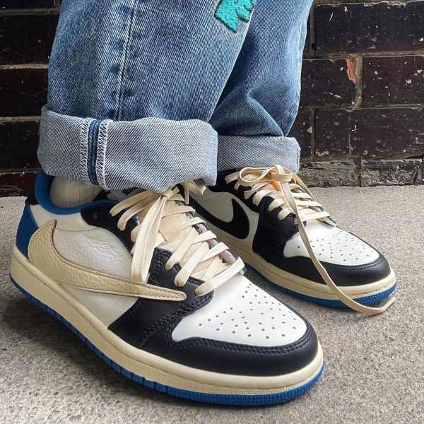 Jordan 1, Fragment Design x Travis Scott x Air Jordan 1 Retro Low