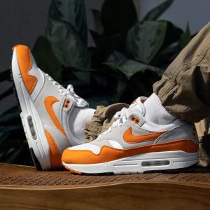 Nike Air Max, Nike Air Max 1, Nike Air Max 1 Anniversary 'Magma Orange'