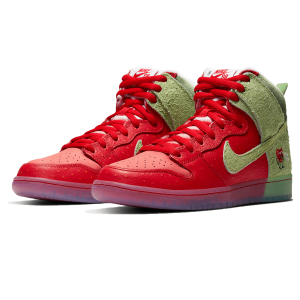 Nike Dunk Trainers, Nike SB Skate Shoes, Nike Dunk High SB 'Strawberry Cough'