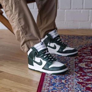 Nike Dunk Trainers, Nike Dunk High SP 'Spartan Green'