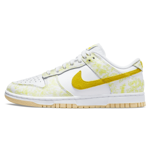 Nike Dunk Trainers, Nike Dunk Low OG Wmns 'Yellow Strike'