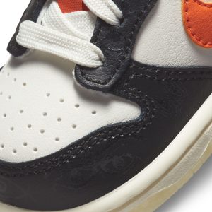 Nike Dunk Trainers, Nike Dunk Low Premium TD 'Halloween'