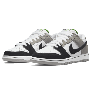 Nike Dunk Trainers, Nike SB Skate Shoes, Nike Dunk Low SB 'Chlorophyll'