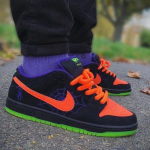 Nike Dunk Trainers, Nike SB Skate Shoes, Nike Dunk Low SB 'Night of Mischief'