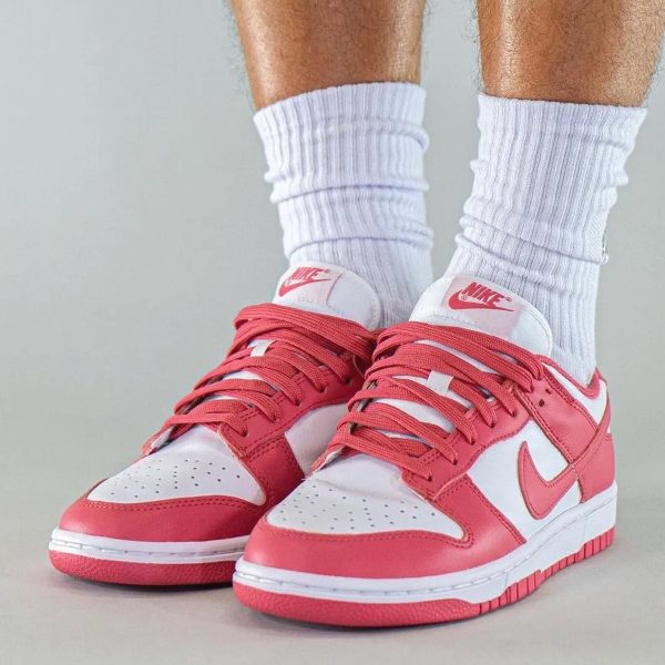 Nike Dunk Trainers, Nike Dunk Low Wmns 'Archeo Pink'