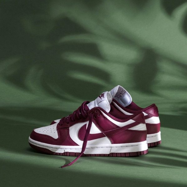 Nike Dunk Trainers, Nike Dunk Low Wmns 'Dark Beetroot'