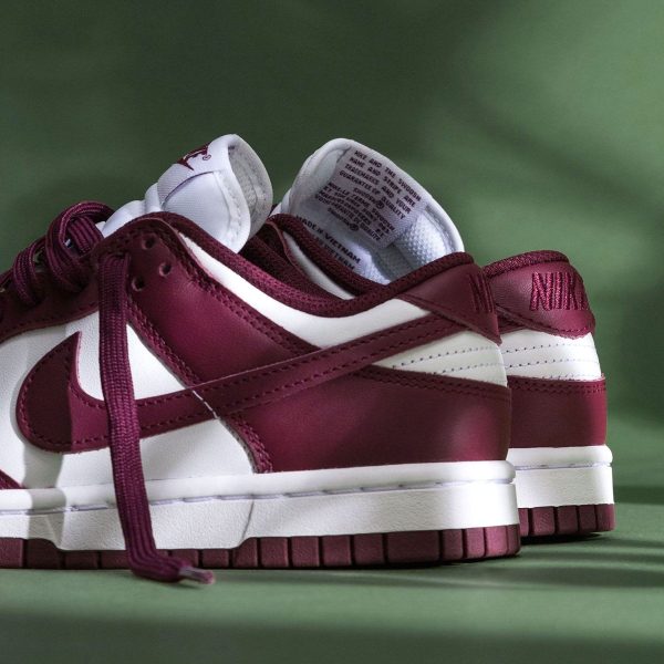 Nike Dunk Trainers, Nike Dunk Low Wmns 'Dark Beetroot'