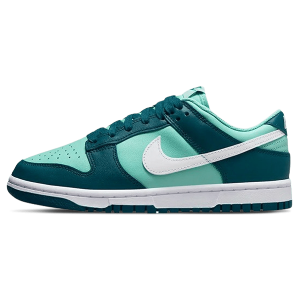 Nike Dunk Trainers, Nike Dunk Low Wmns 'Geode Teal'