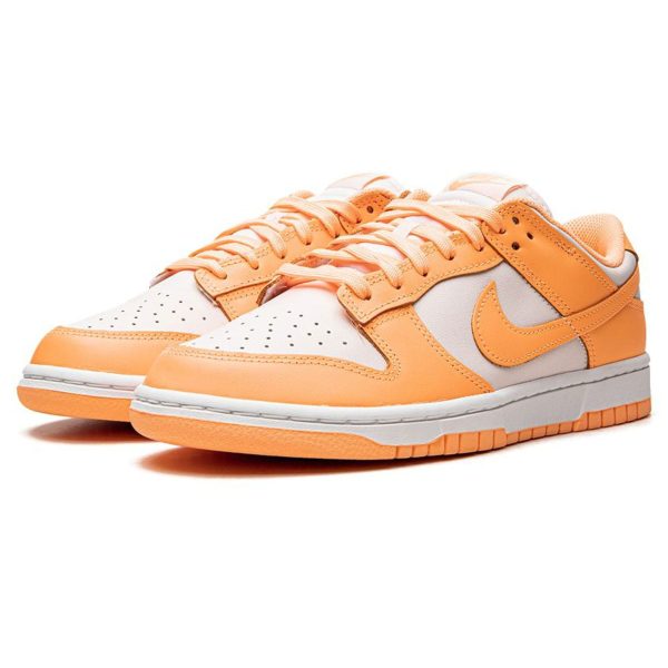 Nike Dunk Trainers, Nike Dunk Low Wmns 'Peach Cream'