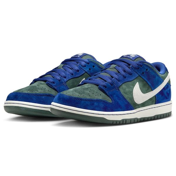 Nike Dunk Trainers, Nike SB Skate Shoes, Nike Dunk SB Low 'Deep Royal Blue'