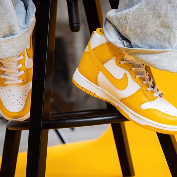 Nike Dunk Trainers, Nike Dunk Wmns High 'Dark Sulfur'