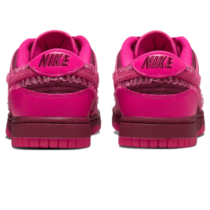 Nike Dunk Trainers, Nike Wmns Dunk Low 'Valentine's Day'