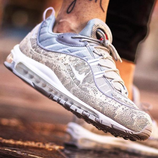 Nike Air Max, Nike x Supreme Air Max 98 'Cream-Reflect Silver'