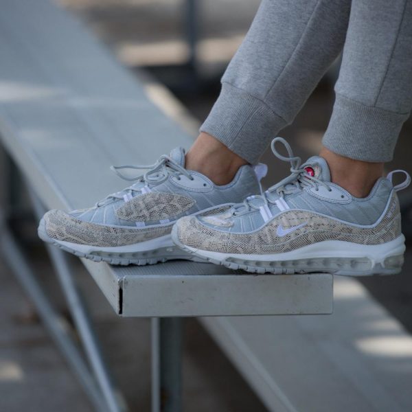 Nike Air Max, Nike x Supreme Air Max 98 'Cream-Reflect Silver'